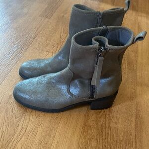 Clarks Nevella Ankle Devon Shimmer ankle boots 7.5 festival boho chic